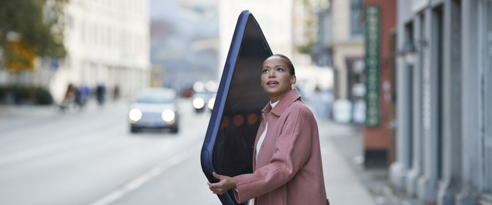 How Local Marketing Campaigns Use Both Online and Outdoor Advertising